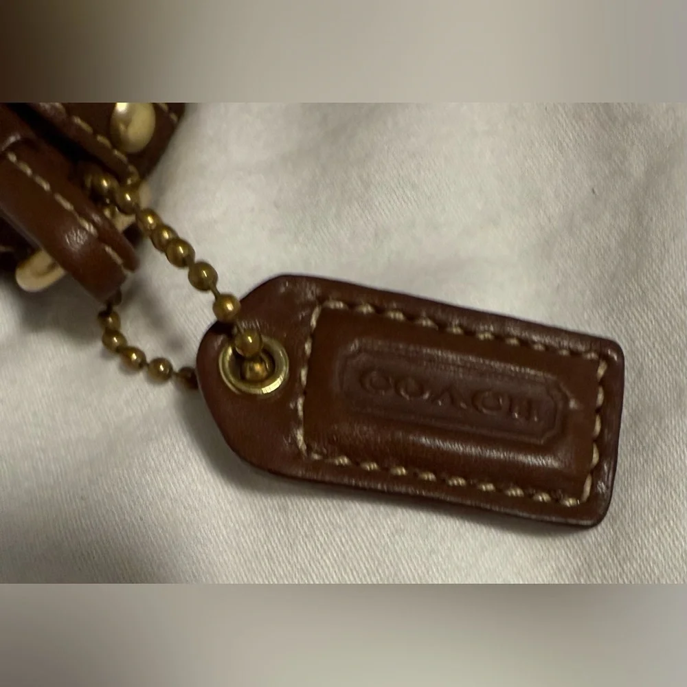 Coach Vintage Brown Leather Clutch/Wristlet with Gold Hardware/hangtag